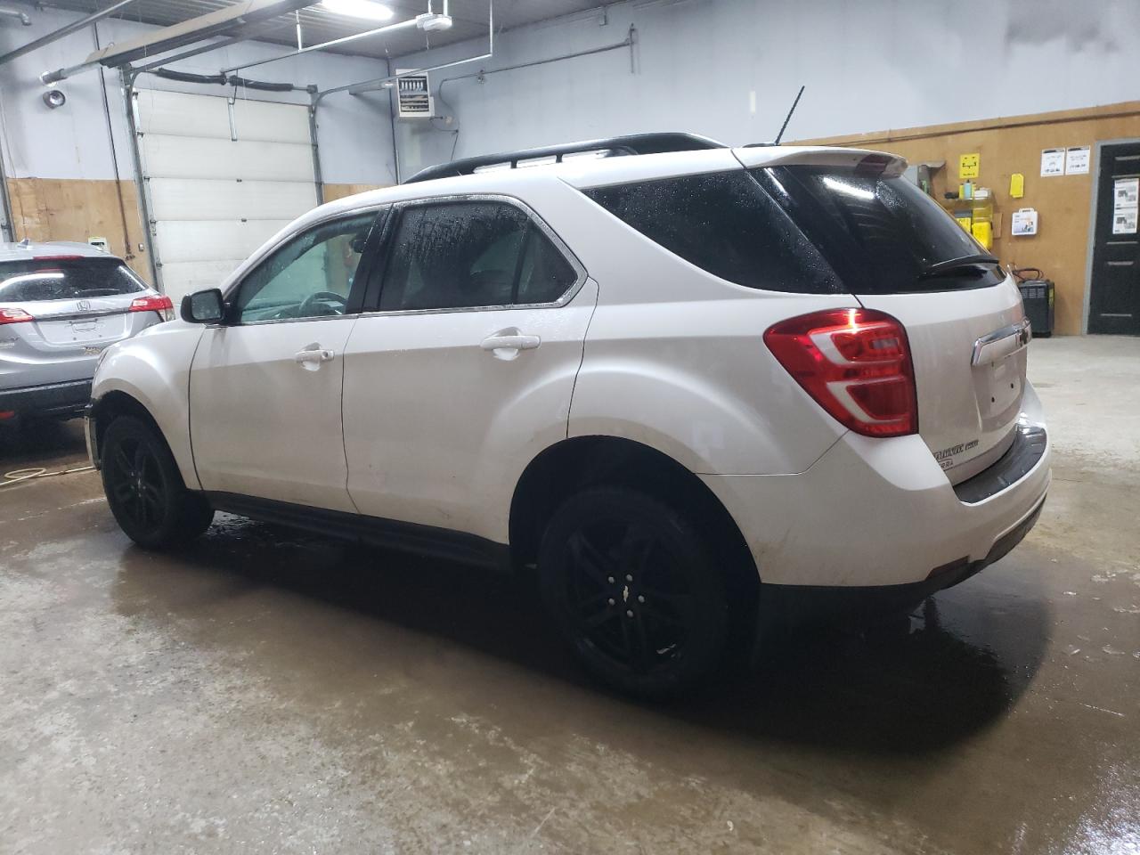 Изображение 2 2017 CHEVROLET EQUINOX LT 2017 с VIN 2GNFLFEK4H6151884