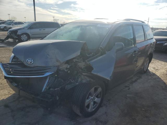 Image 1 of 2017 TOYOTA SIENNA LE 2017 with VIN 5TDKZ3DC9HS870553