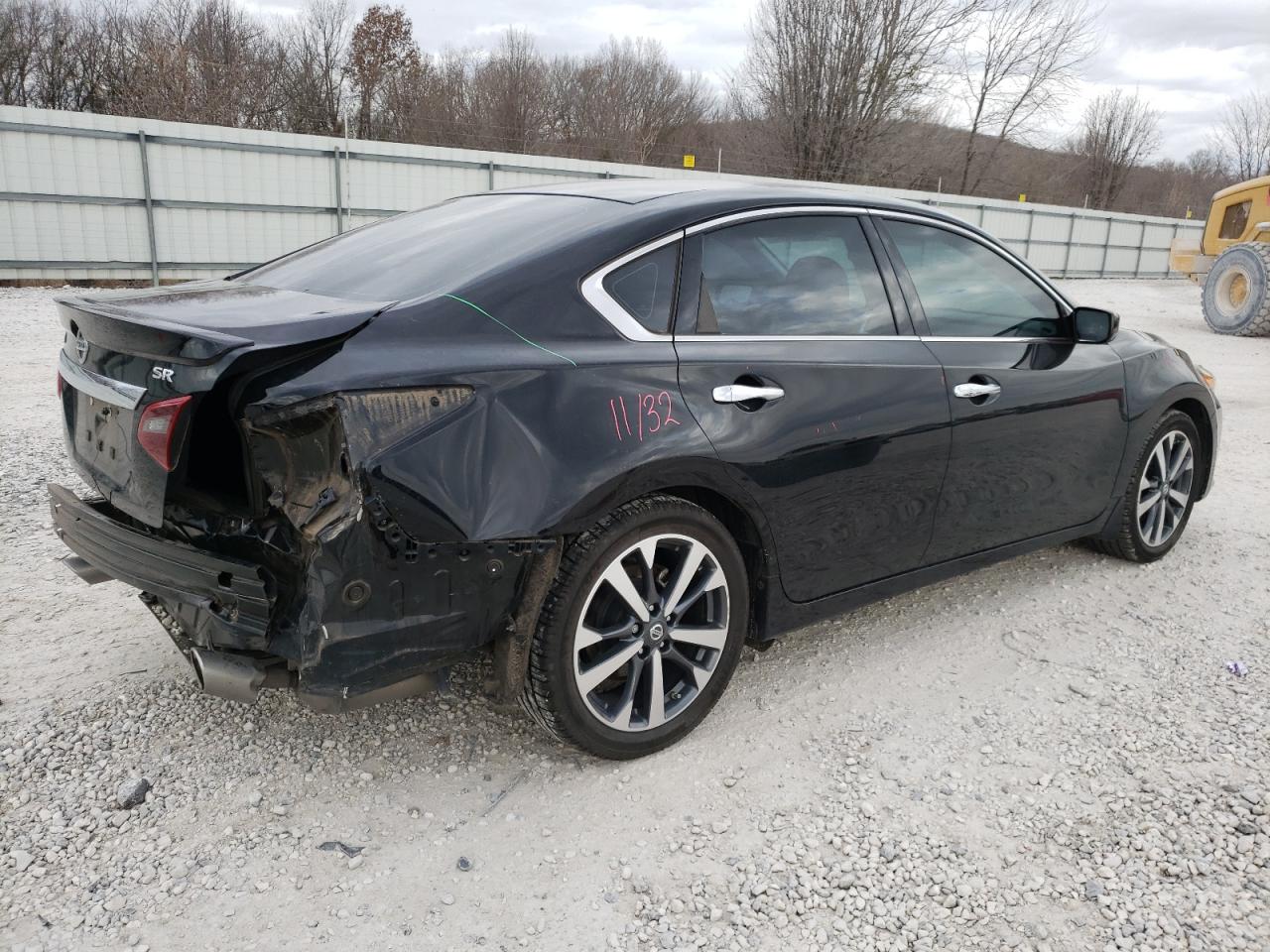 Image 3 of 2017 NISSAN ALTIMA 2.5 2017 with VIN 1N4AL3AP6HN318671