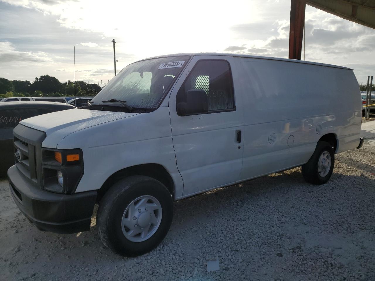 Image 1 of 2014 FORD ECONOLINE E350 SUPER DUTY VAN 2014 with VIN 1FDSS3EL4EDB04588