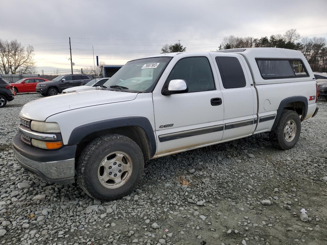 Image 1 of 2000 CHEVROLET SILVERADO K1500 2000 with VIN 2GCEK19T8Y1274100