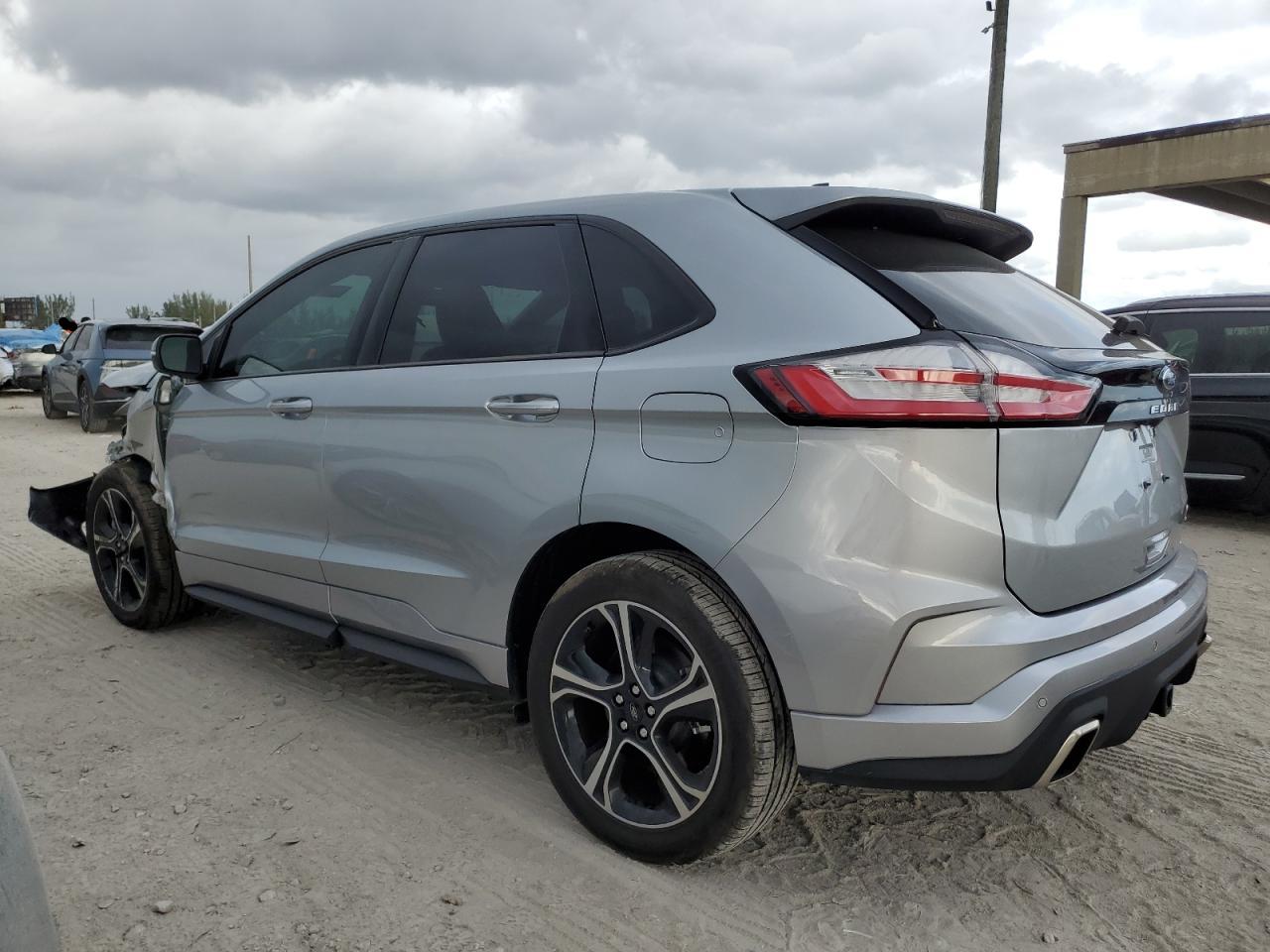 Image 2 of 2023 FORD EDGE ST 2023 with VIN 2FMPK4AP8PBA50077