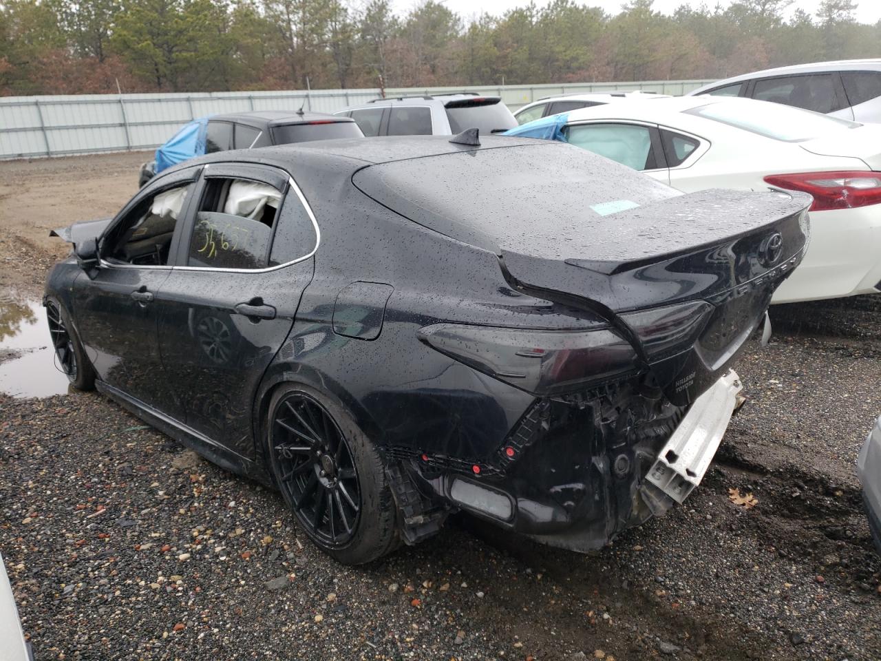 Obraz 2 z 2020 TOYOTA CAMRY SE 2020 z VIN 4T1G11AK7LU913977