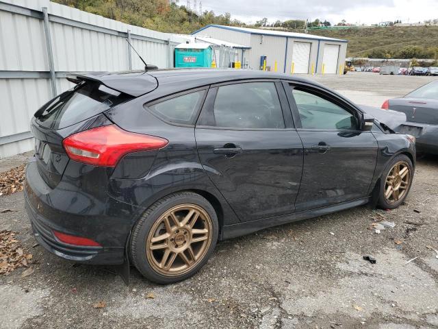 Obraz 3 z 2017 FORD FOCUS ST 2017 z VIN 1FADP3L96HL228917