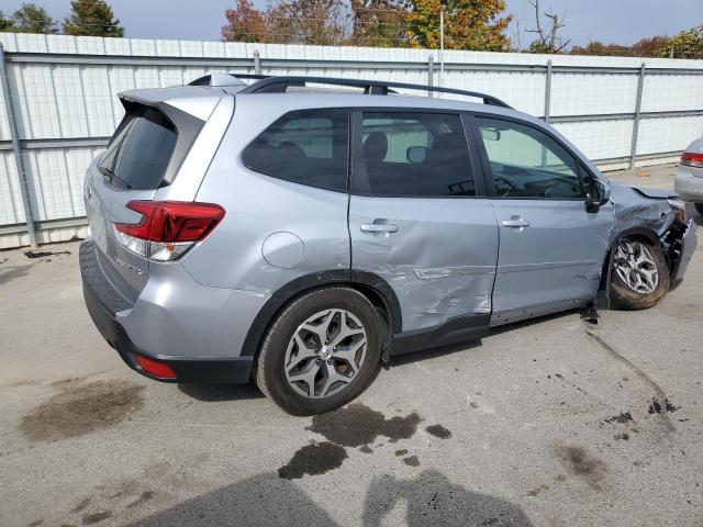 Image 3 of 2021 SUBARU FORESTER PREMIUM 2021 with VIN JF2SKAJC7MH569132