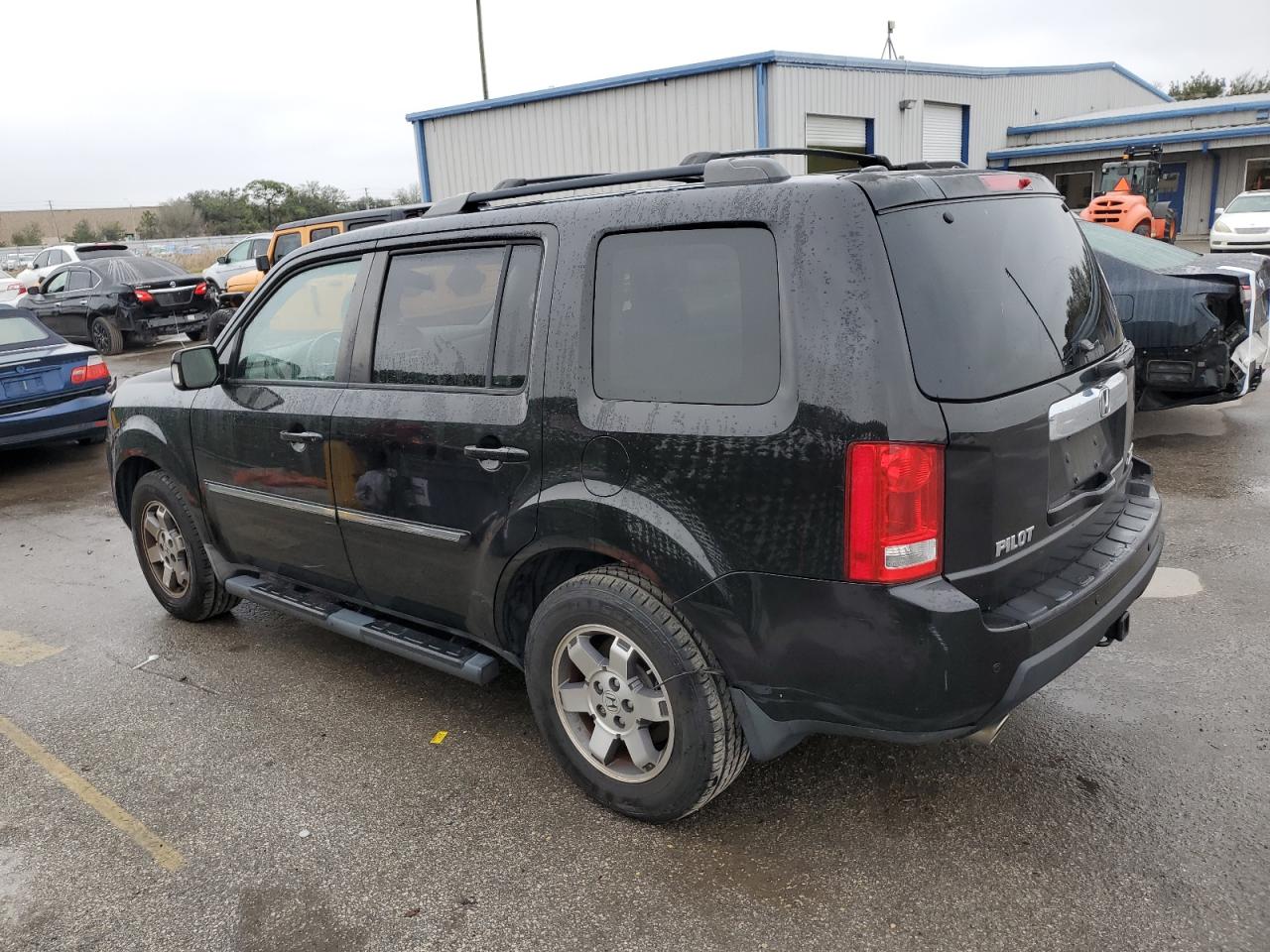 Image 2 of 2009 HONDA PILOT TOURING 2009 with VIN 5FNYF48819B037155