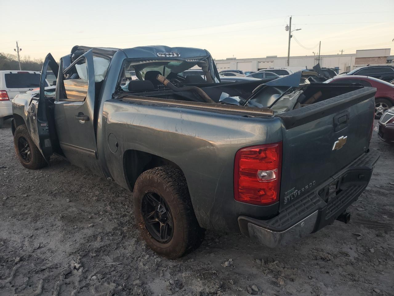 Изображение 2 2011 CHEVROLET SILVERADO C1500 LT 2011 с VIN 3GCPCSE05BG250617