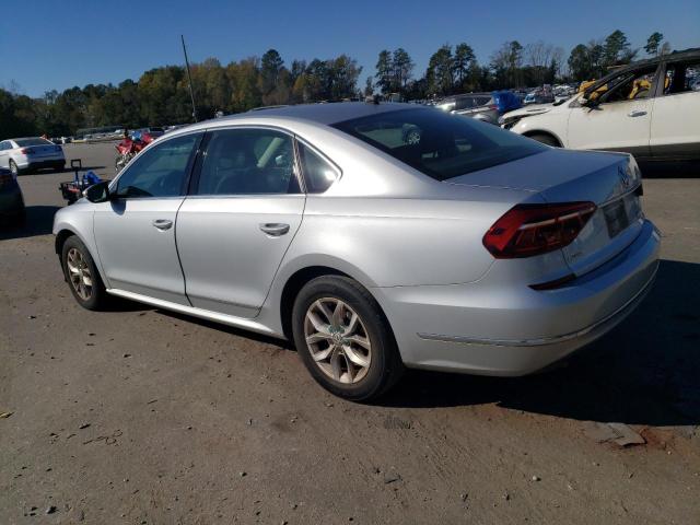 Obraz 2 z 2017 VOLKSWAGEN PASSAT S 2017 z VIN 1VWAT7A37HC018516