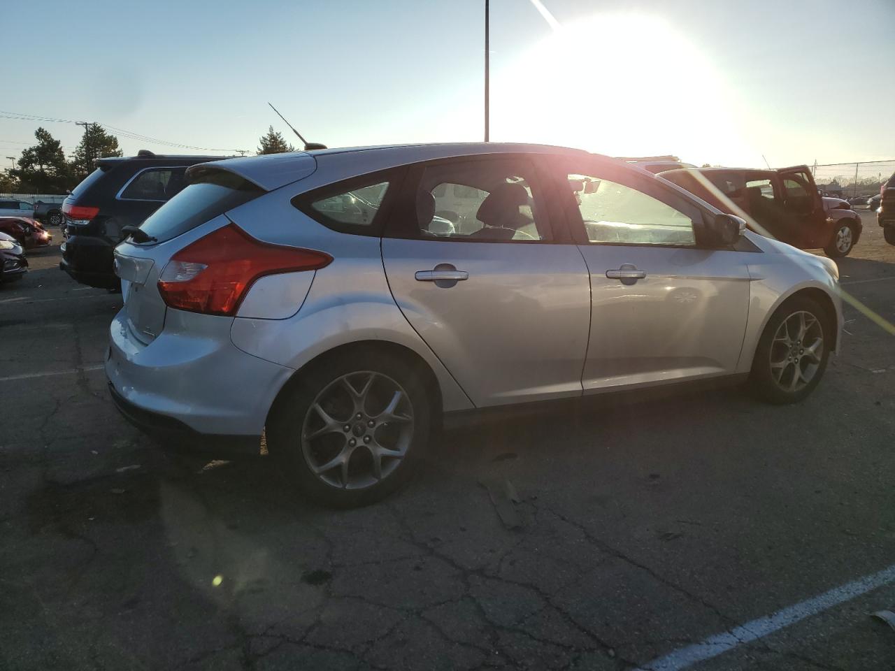 Image 3 of 2013 FORD FOCUS SE 2013 with VIN 1FADP3K26DL345069