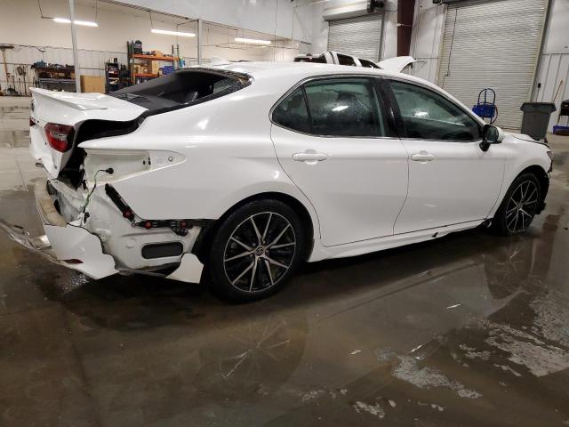 Obraz 3 z 2021 TOYOTA CAMRY SE 2021 z VIN 4T1G11AK0MU543814