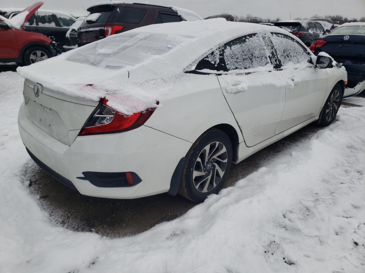 Obraz 3 z 2016 HONDA CIVIC EX 2016 z VIN 19XFC2F70GE086512