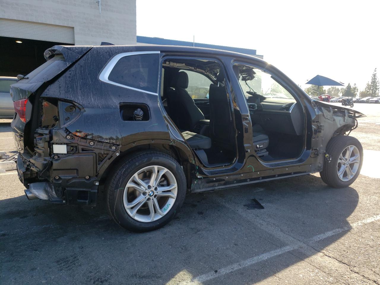 Image 3 of 2019 BMW X3 XDRIVE30I 2019 with VIN 5UXTR9C53KLP82132