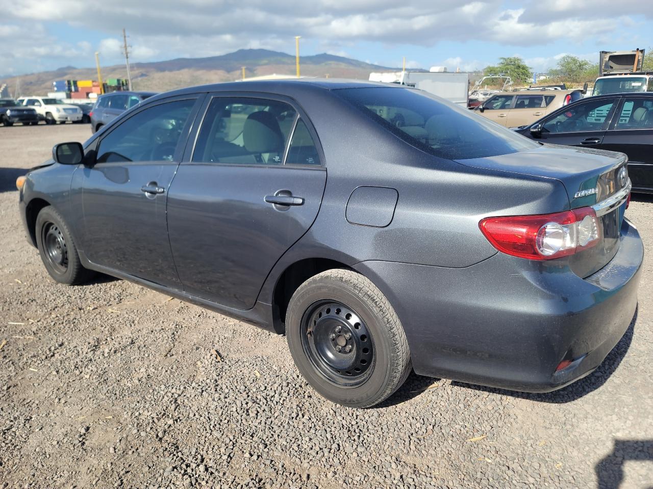 Obraz 2 z 2011 TOYOTA COROLLA BASE 2011 z VIN 2T1BU4EE5BC657183