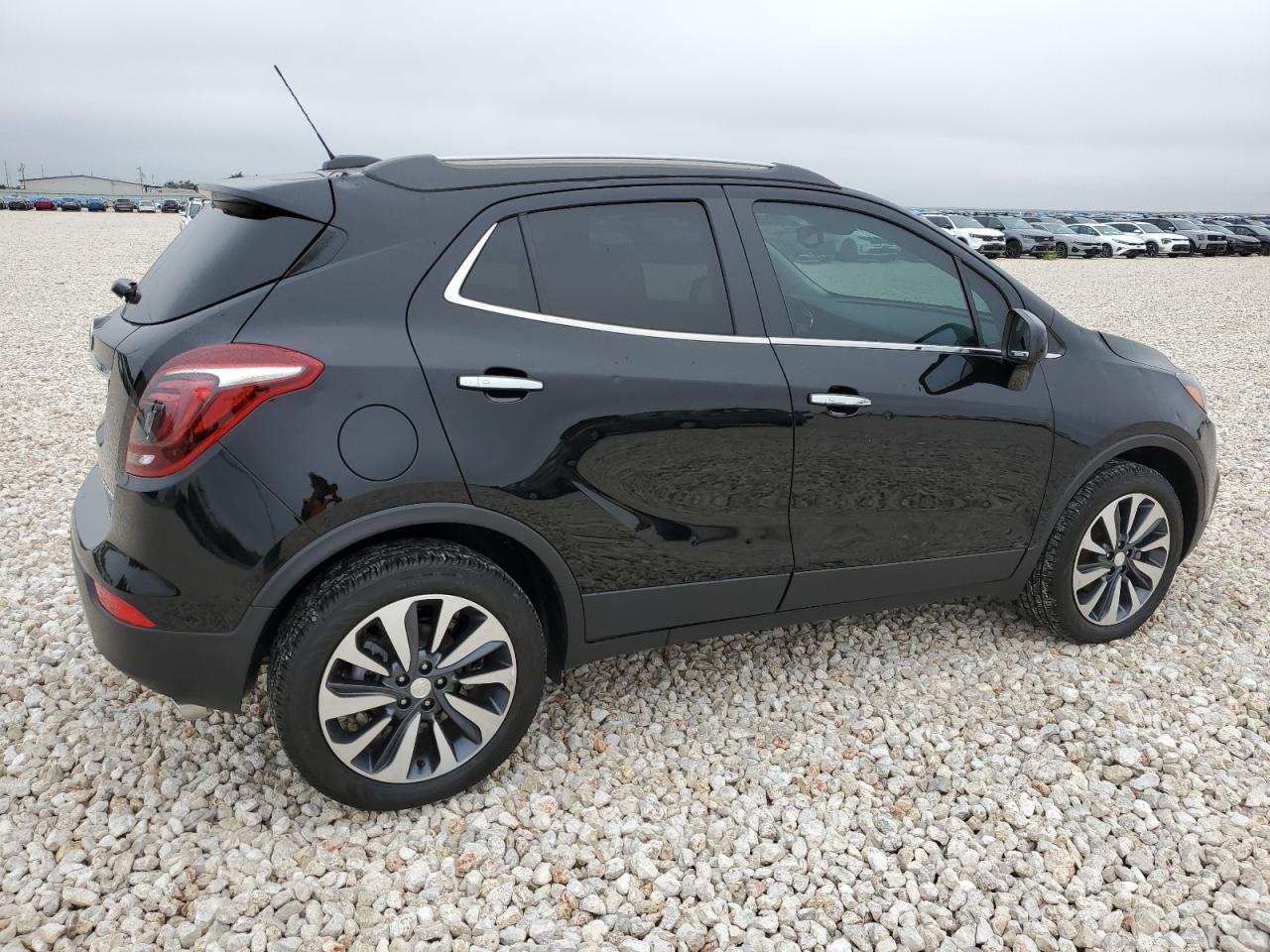 Image 3 of 2022 BUICK ENCORE PREFERRED 2022 with VIN KL4CJASM6NB552804