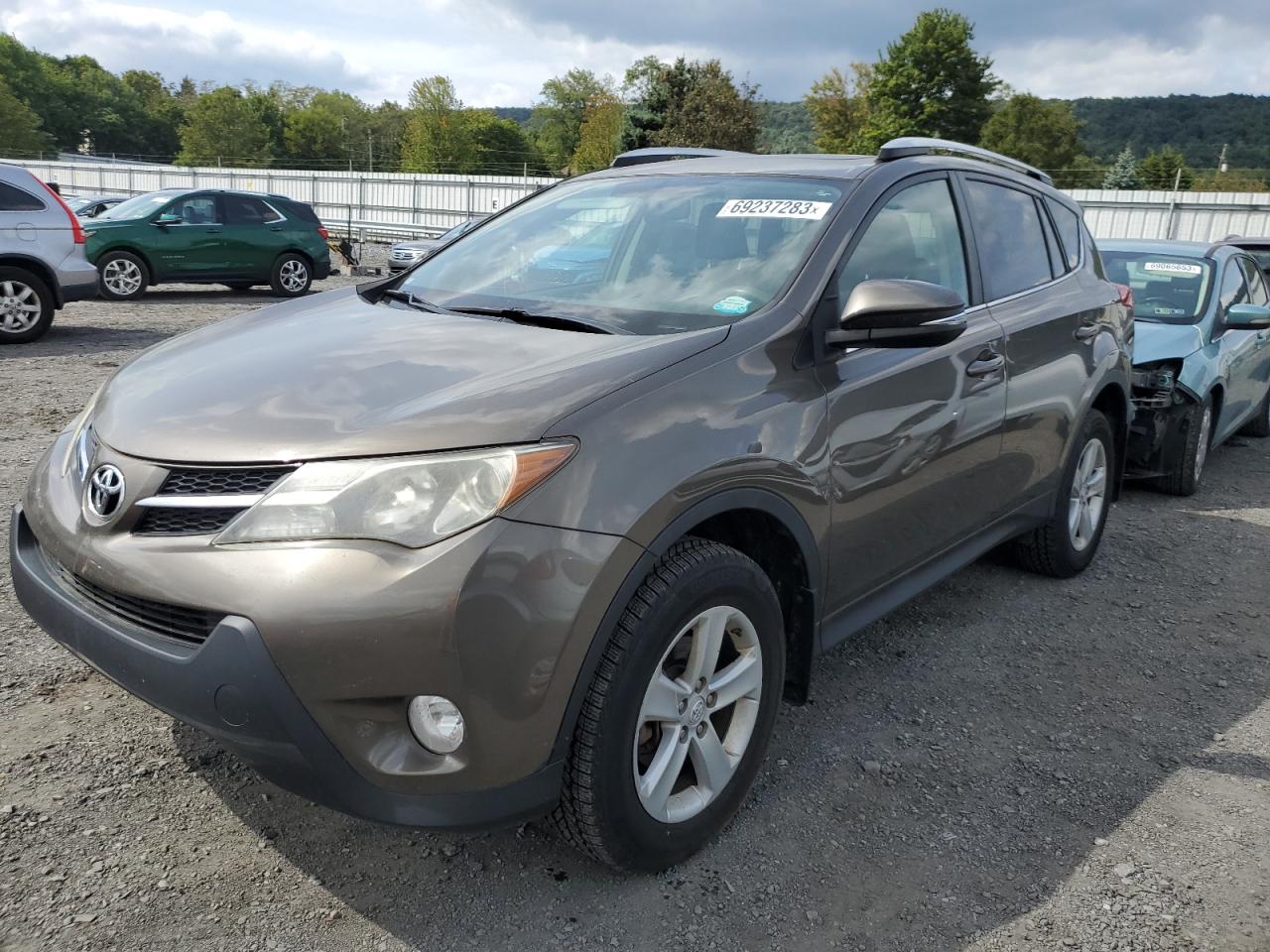 Obraz 1 z 2013 TOYOTA RAV4 XLE 2013 z VIN 2T3RFREV7DW041211