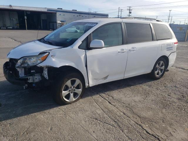 Obraz 2013 TOYOTA SIENNA LE 2013