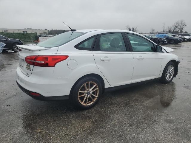 Image 3 of 2016 FORD FOCUS SE 2016 with VIN 1FADP3F29GL323937