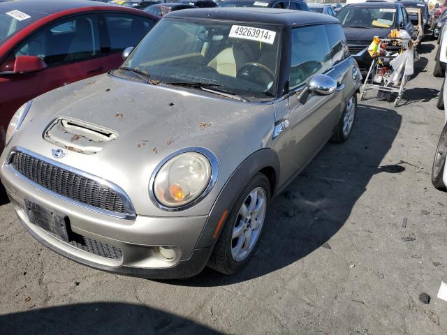 Image 1 of 2007 MINI COOPER S 2007 with VIN WMWMF73517TT86255