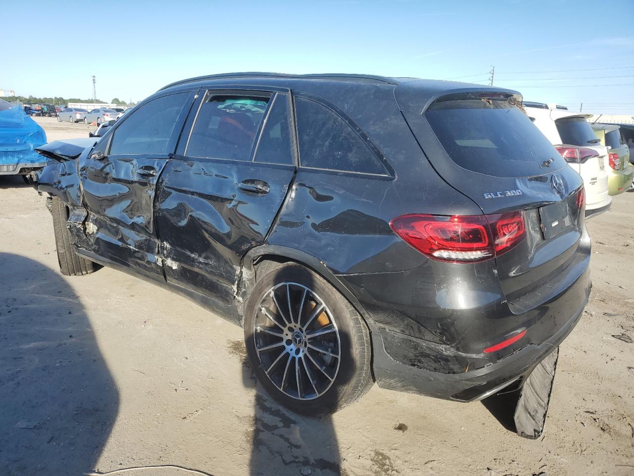 Obraz 2 z 2020 MERCEDES-BENZ GLC 300 2020 z VIN W1N0G8DB0LV255575