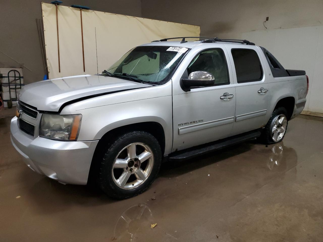 2011 CHEVROLET AVALANCHE LT 2011 image