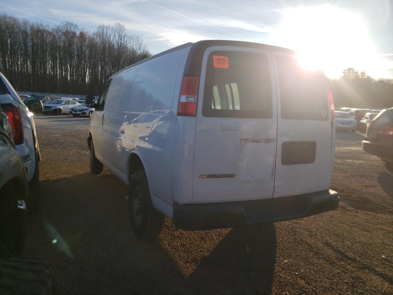 Image 2 of 2021 CHEVROLET EXPRESS G2500  2021 with VIN 1GCWGAFP0M1301349