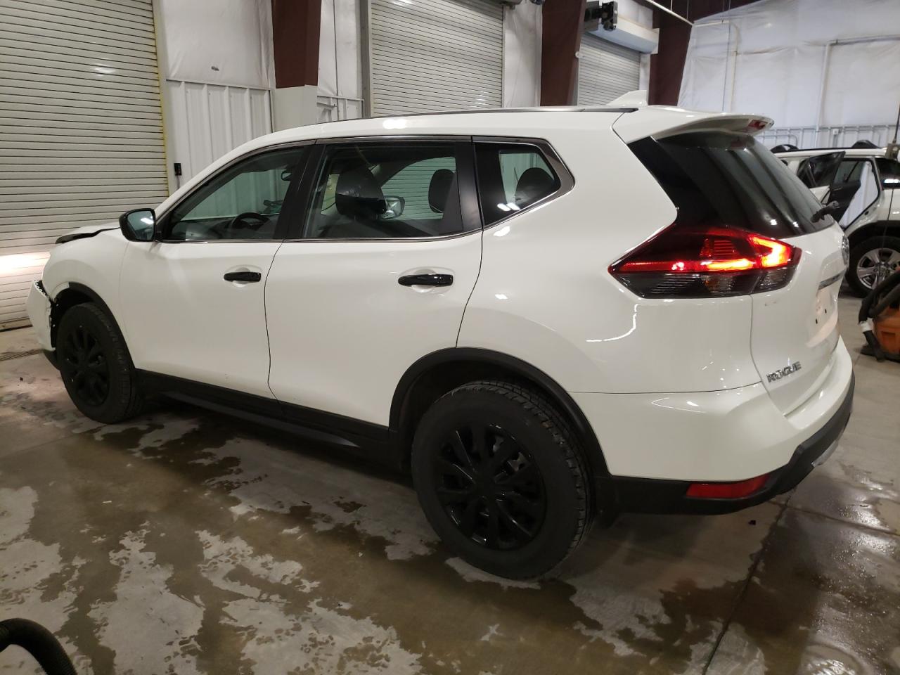Изображение 2 2020 NISSAN ROGUE S 2020 с VIN 5N1AT2MV6LC749719