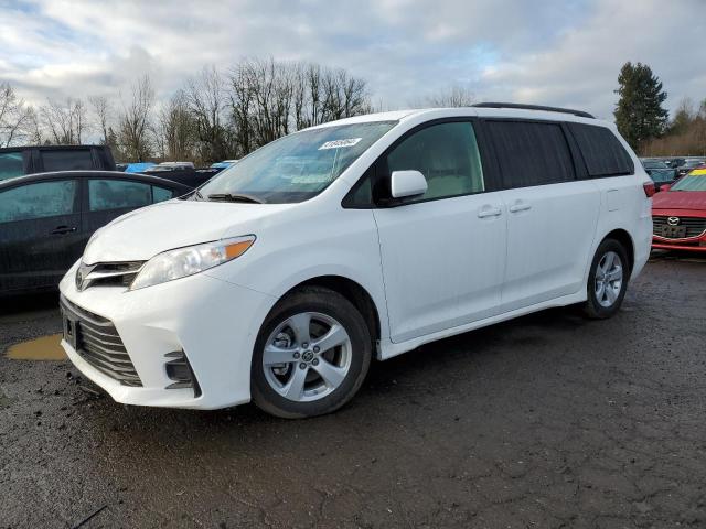 2020 TOYOTA SIENNA LE 2020 image