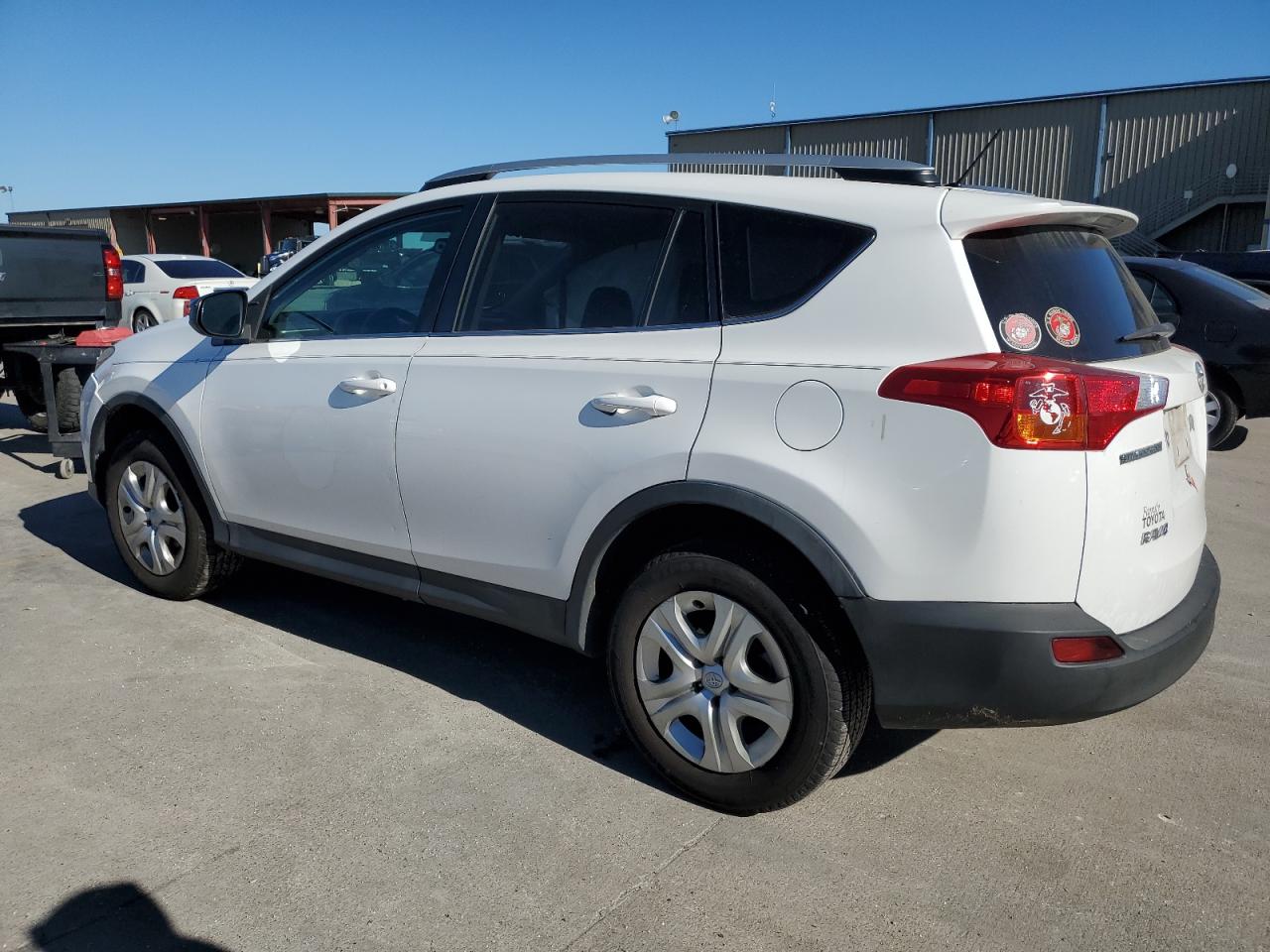 Image 2 of 2015 TOYOTA RAV4 LE 2015 with VIN 2T3ZFREV5FW141696