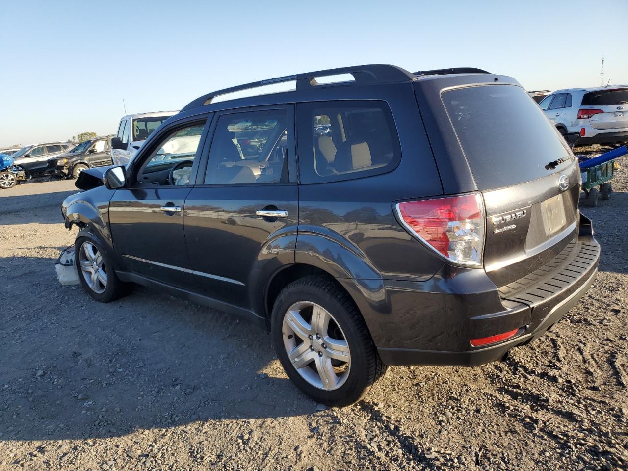 Image 2 of 2010 SUBARU FORESTER 2.5X PREMIUM 2010 with VIN JF2SH6CC3AH738633