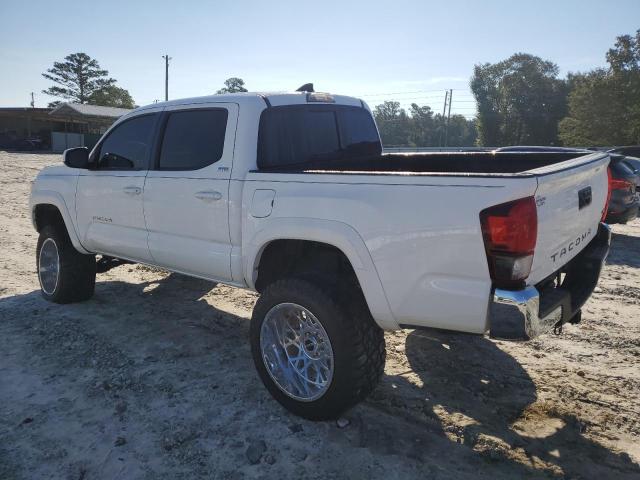 Image 2 of 2018 TOYOTA TACOMA DOUBLE CAB 2018 with VIN 5TFAZ5CN6JX067550