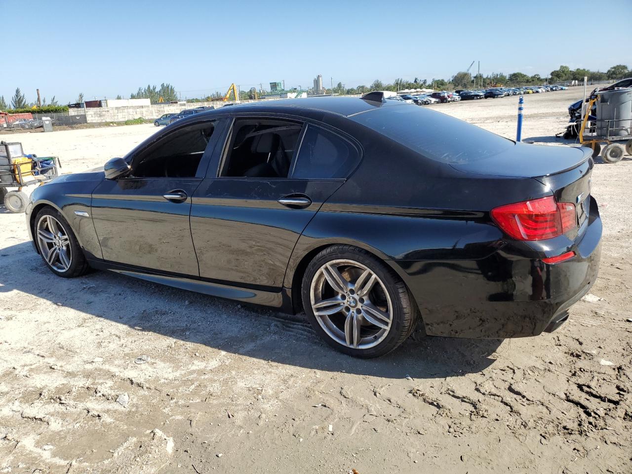 Obraz 2 z 2013 BMW 550 I 2013 z VIN WBAFR9C58DDX79848