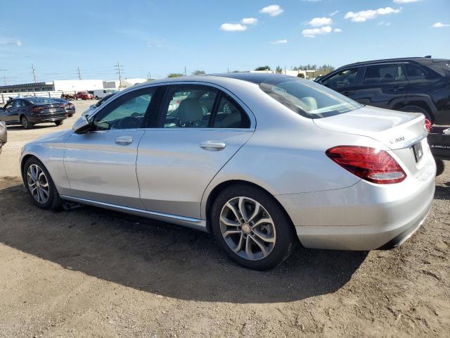 Изображение 2 2015 MERCEDES-BENZ C 300 2015 с VIN 55SWF4JB9FU045818