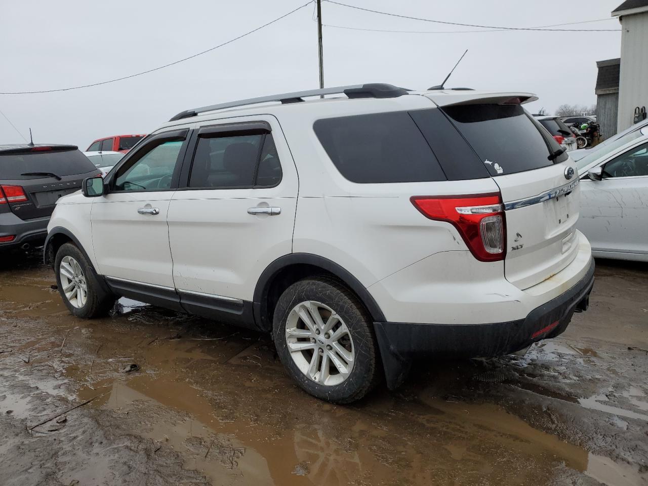 Image 2 of 2014 FORD EXPLORER XLT 2014 with VIN 1FM5K8D8XEGA86684