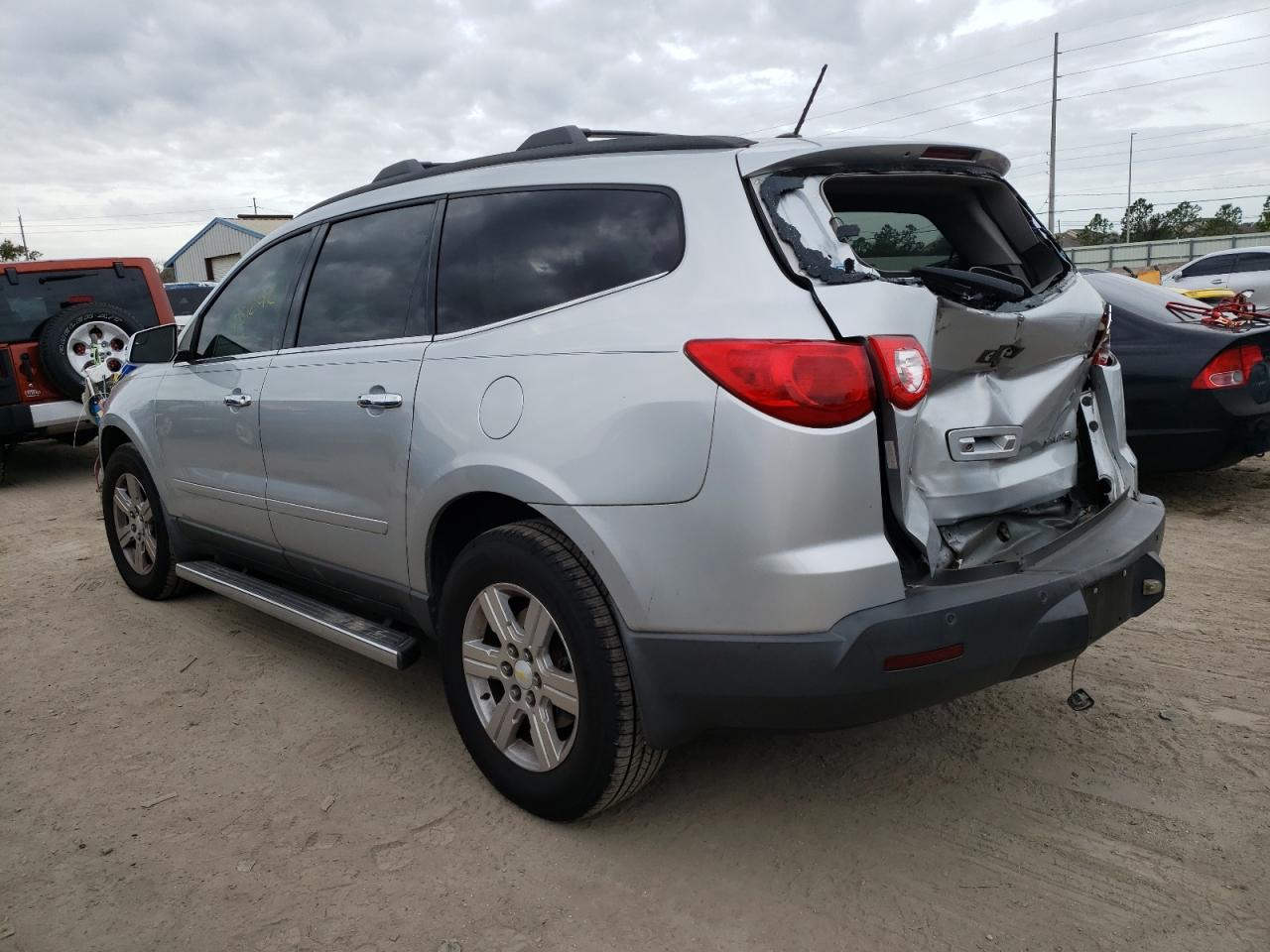 Изображение 2 2011 CHEVROLET TRAVERSE LT 2011 с VIN 1GNKRJED3BJ214436