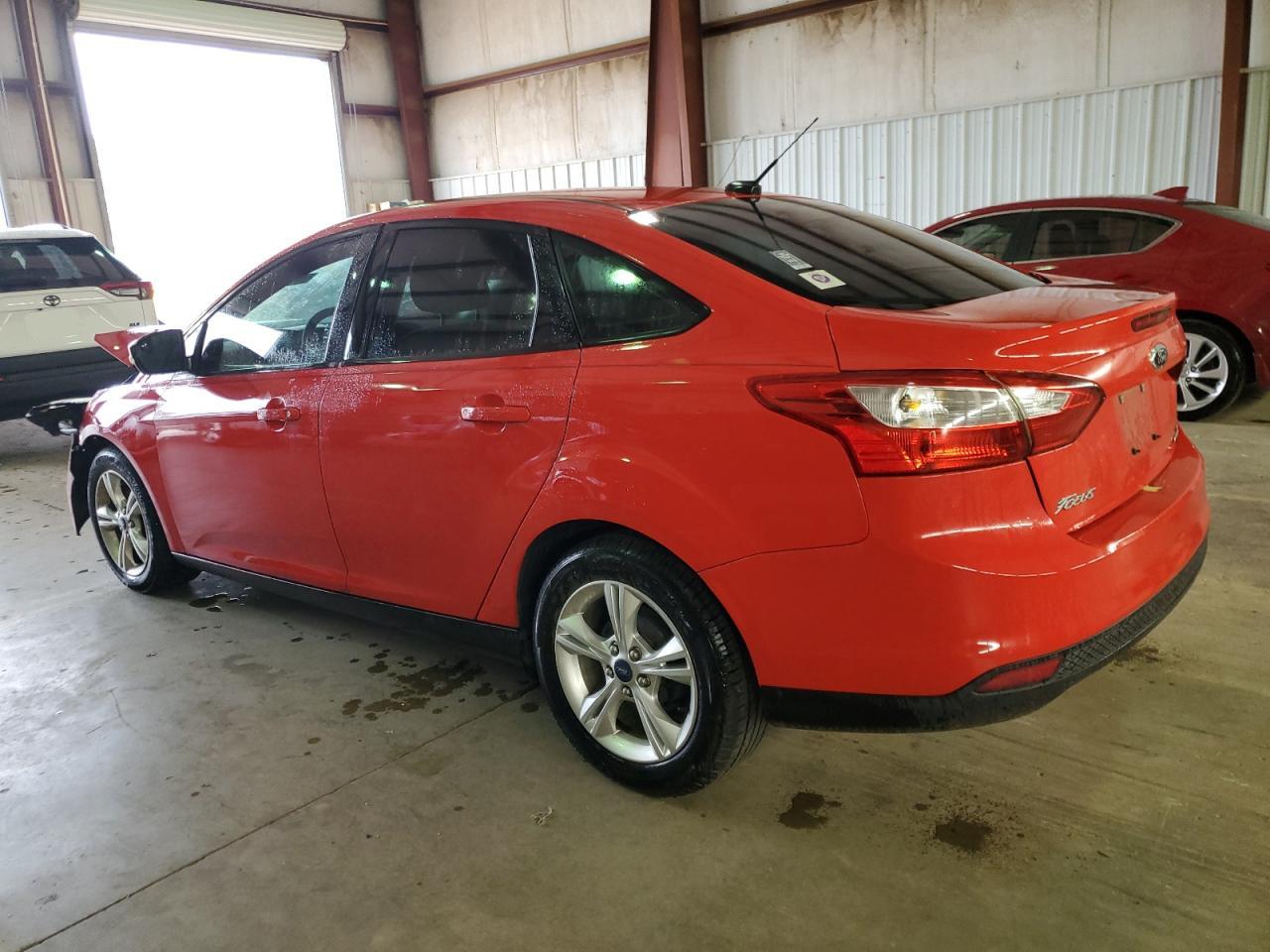 Image 2 of 2013 FORD FOCUS SE 2013 with VIN 1FADP3F22DL189364