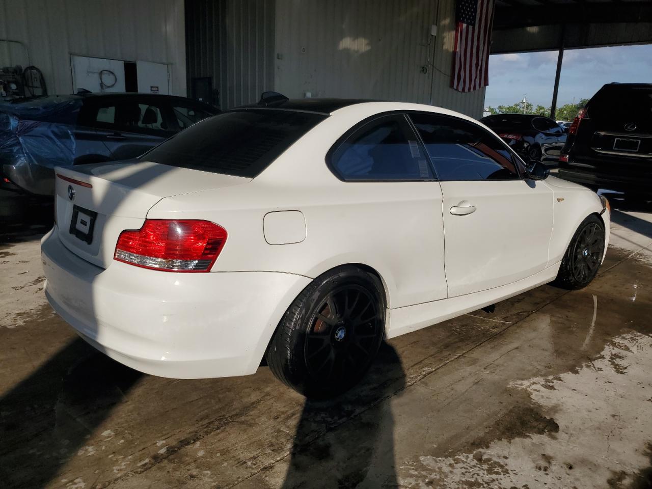 Изображение 3 2008 BMW 128 I 2008 с VIN WBAUP73548VF06524