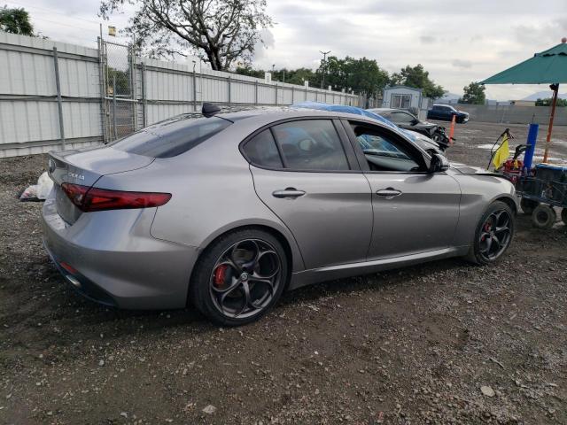 Image 3 of 2018 ALFA ROMEO GIULIA TI 2018 with VIN ZARFAECN7J7594810