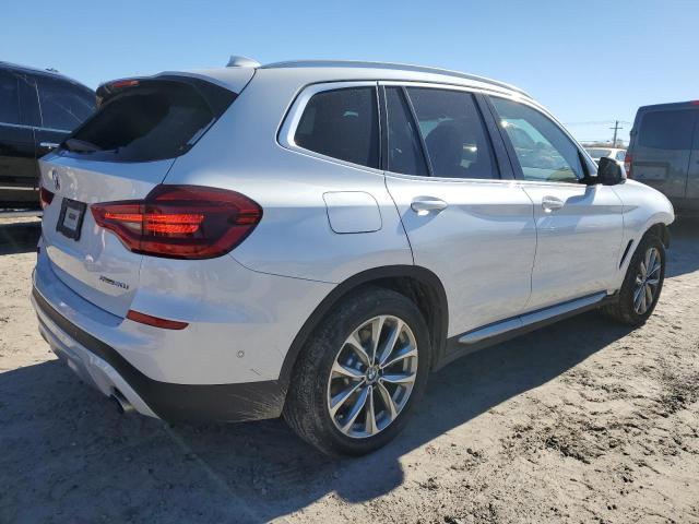 Obraz 3 z 2019 BMW X3 SDRIVE30I 2019 z VIN 5UXTR7C52KLR44692