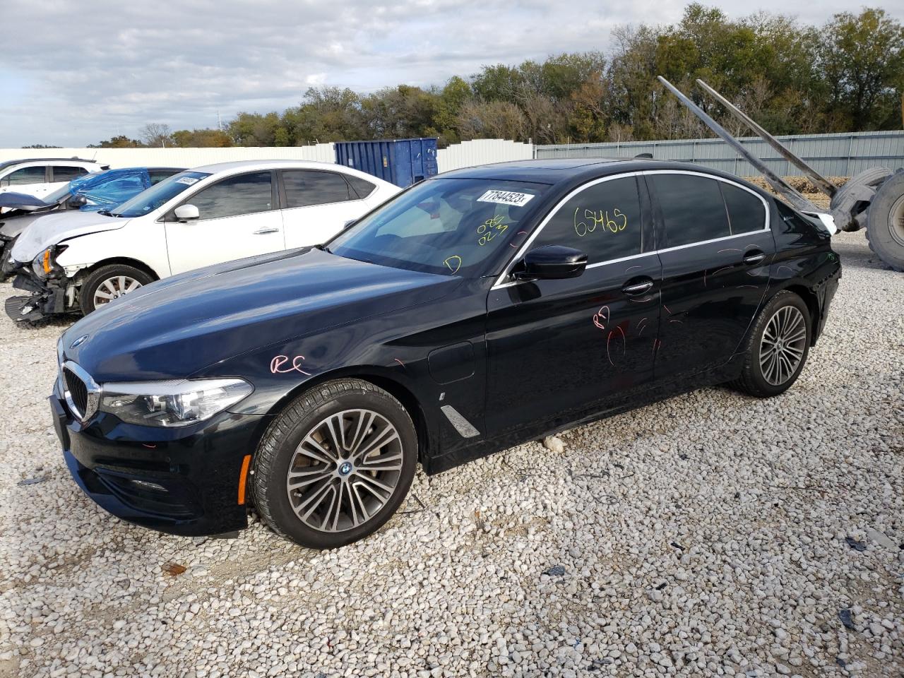 Изображение 2018 BMW 530XE  2018