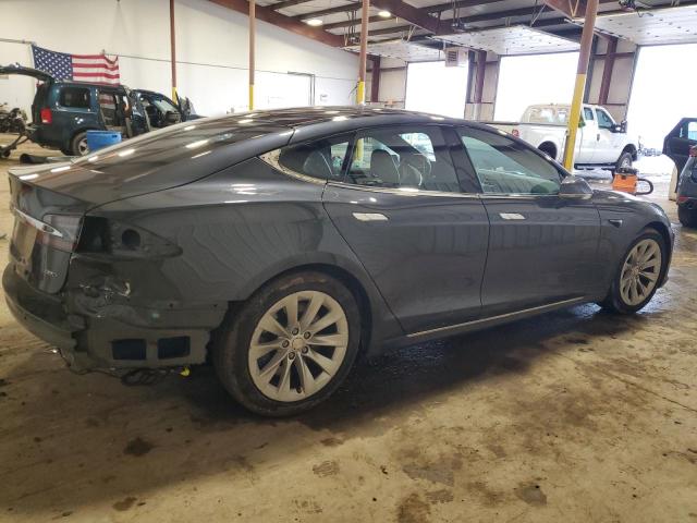 Obraz 3 z 2017 TESLA MODEL S  2017 z VIN 5YJSA1E24HF203136