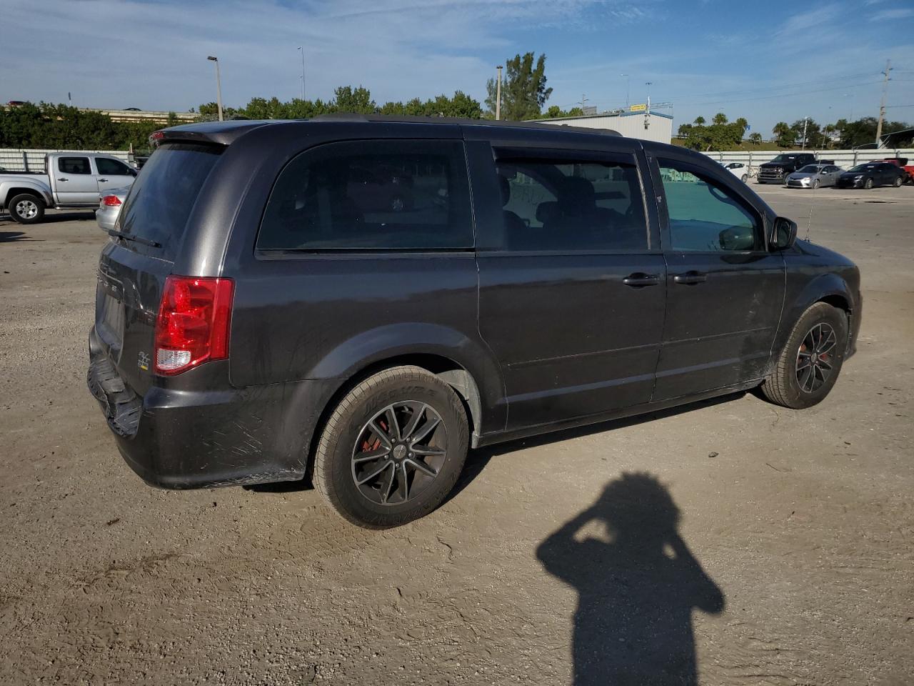 Изображение 3 2016 DODGE GRAND CARAVAN R/T 2016 с VIN 2C4RDGEG7GR347271
