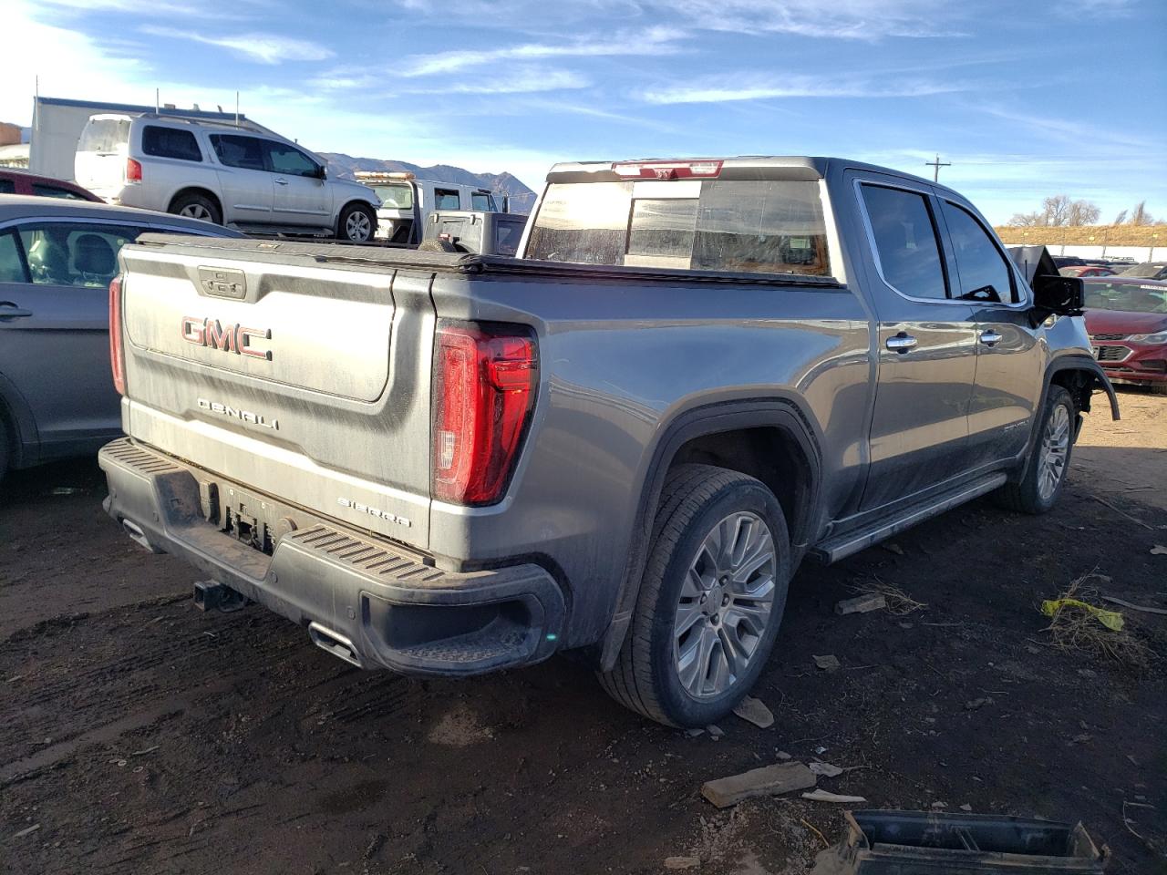 Image 3 of 2021 GMC SIERRA K1500 DENALI 2021 with VIN 3GTU9FET0MG172091
