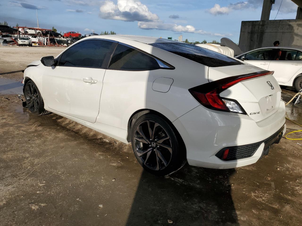 Изображение 2 2019 HONDA CIVIC SPORT 2019 с VIN 2HGFC4B87KH305488