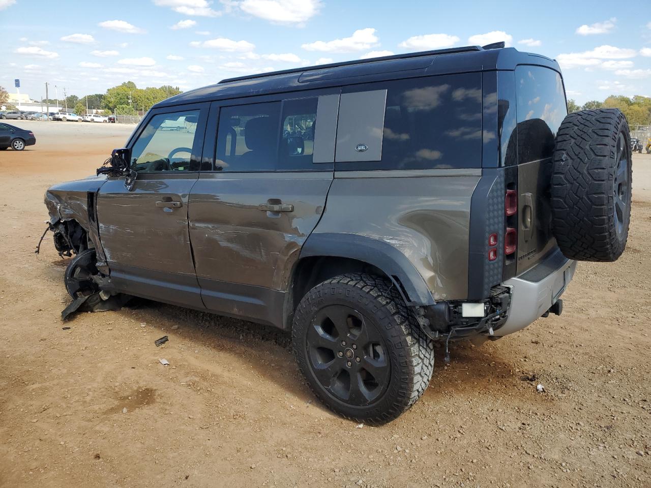 Obraz 2 z 2020 LAND ROVER DEFENDER 110 HSE 2020 z VIN SALE97EU5L2013702