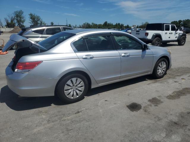 Изображение 3 2010 HONDA ACCORD LX 2010 с VIN 1HGCP2F30AA090348