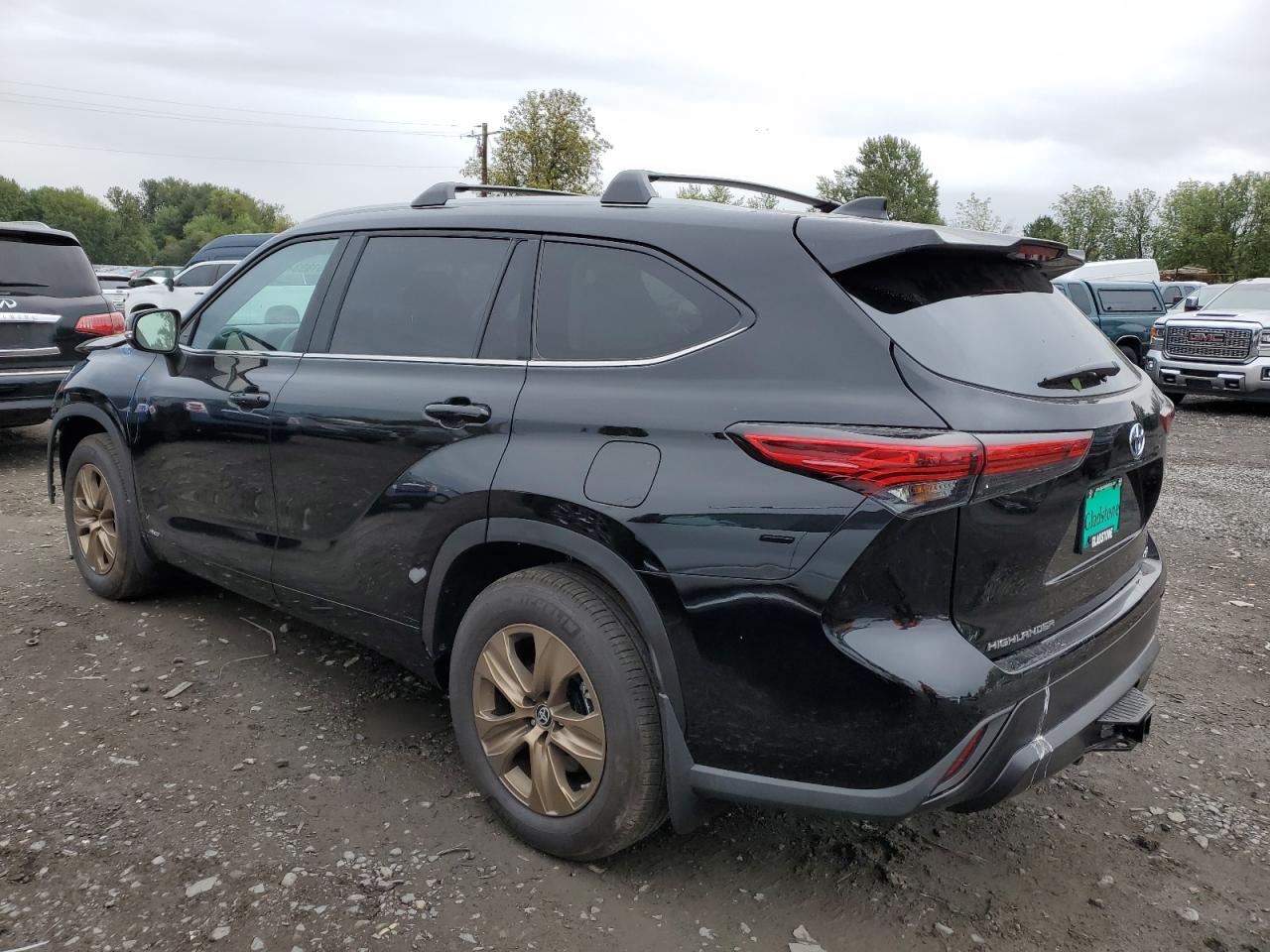 Obraz 2 z 2023 TOYOTA HIGHLANDER HYBRID BRONZE EDITION 2023 z VIN 5TDABRCH5PS588179