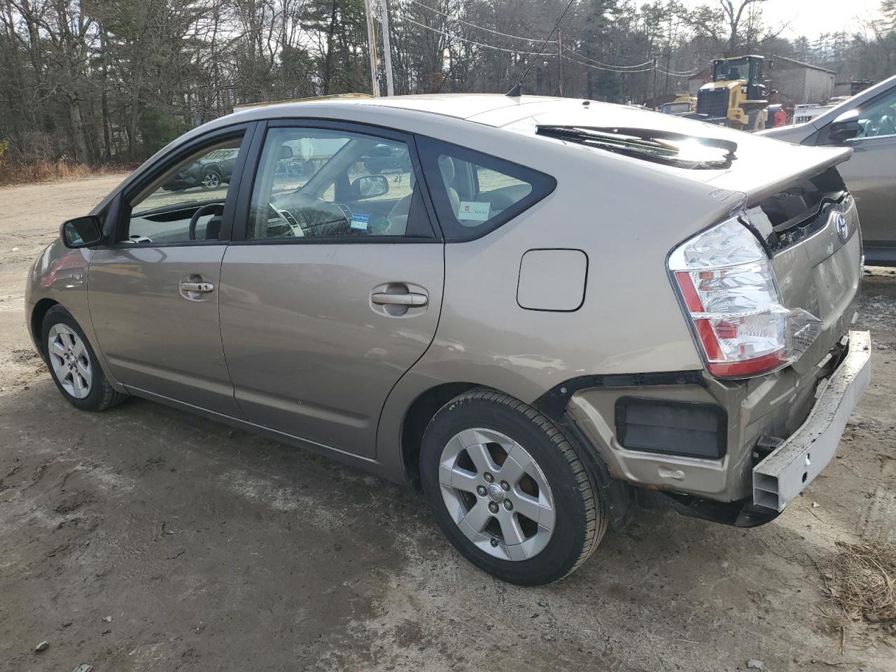 Image 2 of 2006 TOYOTA PRIUS  2006 with VIN JTDKB20UX63181343