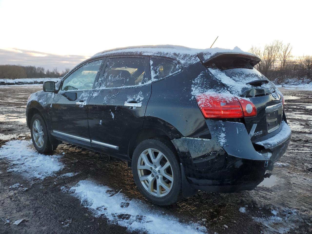 Image 2 of 2013 NISSAN ROGUE S 2013 with VIN JN8AS5MV3DW637960