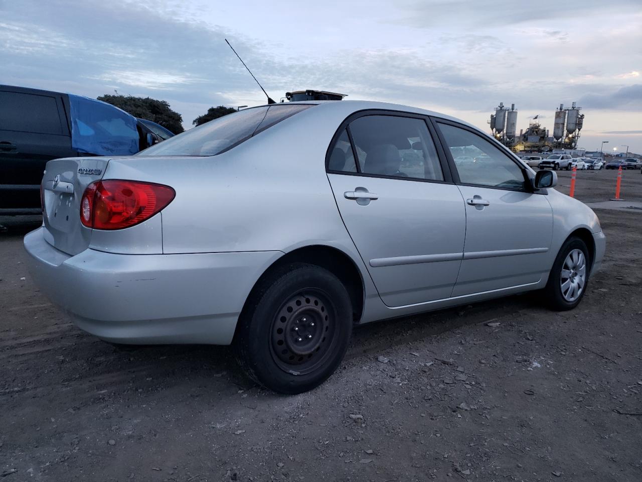 Изображение 3 2003 TOYOTA COROLLA CE 2003 с VIN JTDBR32E832012351
