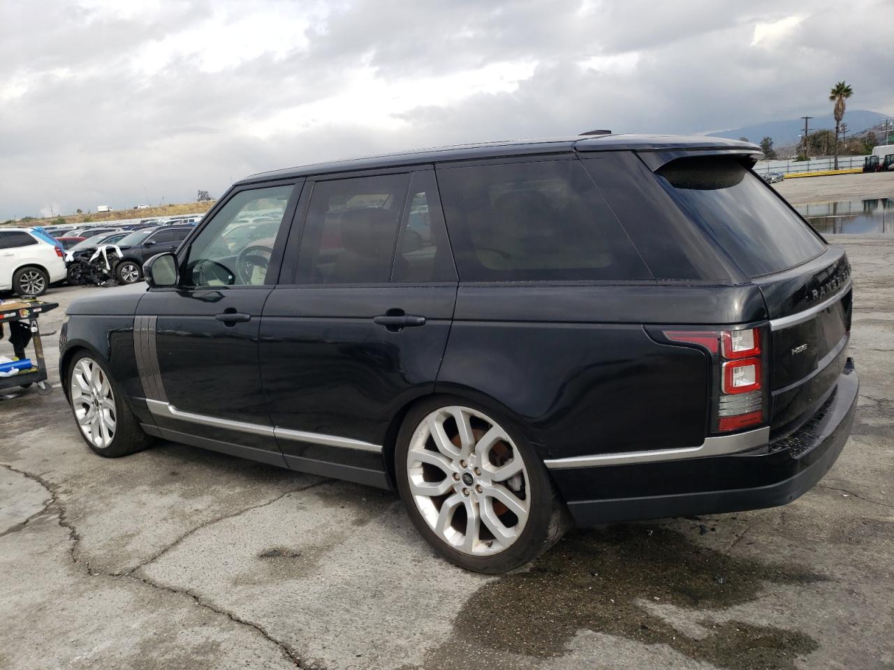 Image 2 of 2013 LAND ROVER RANGE ROVER HSE 2013 with VIN SALGS2DF9DA106703